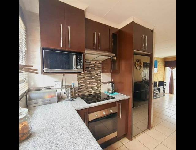 3 BEDROOM HOUSE FOR SALE IN AMANDASIG